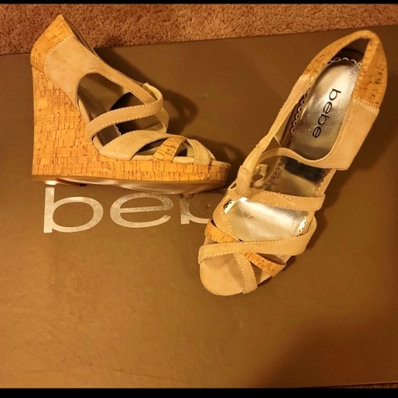 Bebe - Picture 4 of 5